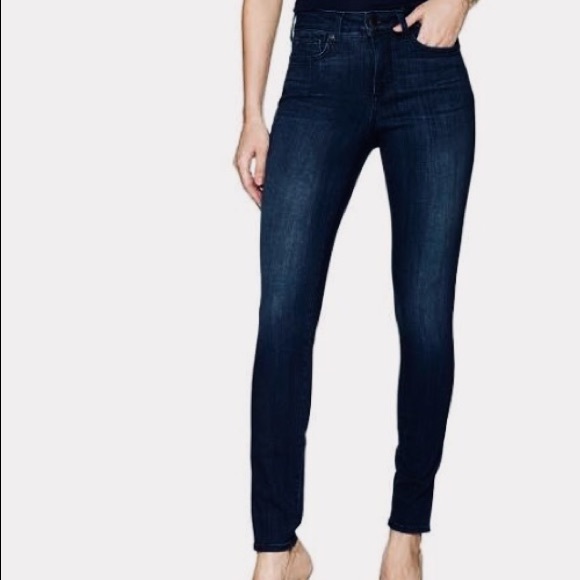 Micheal Kors jeans. Not For Sale - Picture 2 of 6